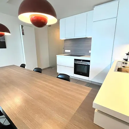 Luxury 3-bedroom With Breathtaking Sea View T28 *